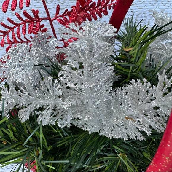 Holiday Christmas Basket - Picture 9 of 10